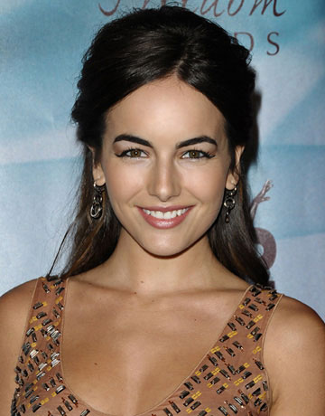HalfUp Hair Is Back Camilla Belle's halfup style is a serious upgrade 